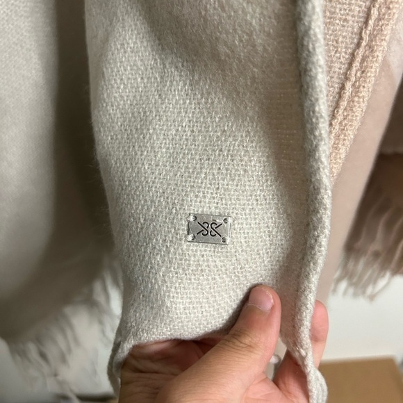 Soia &  Kyo Colourblock Pattern Cape - Picture 4 of 4